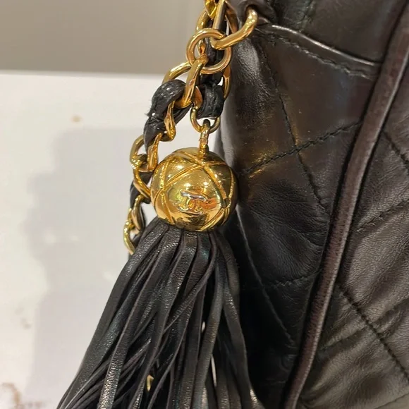 Authentic Chanel Crossbody bag - Picture 2 of 7